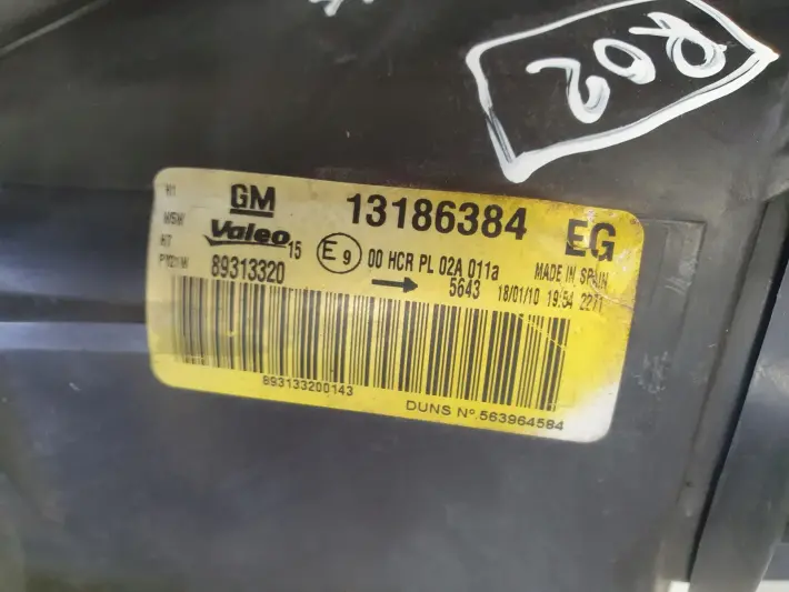 Opel Corsa D PRZEDNIA LAMPA PRAWA prawy przód anglik 13186384