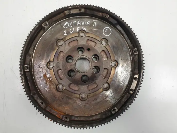 Skoda Octavia II 2.0 FSI KOŁO DWUMASOWE DWUMASA