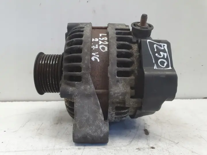 Land Rover Discovery III 2.7 TD V6 ALTERNATOR