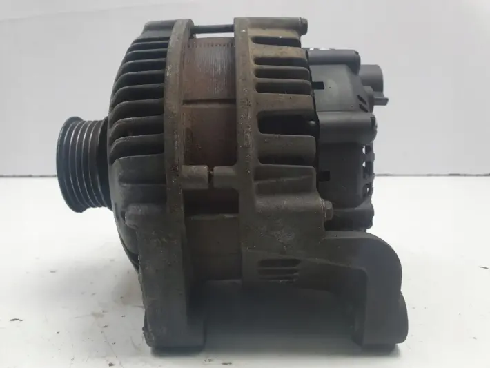 Range Rover III L322 3.0 D ALTERNATOR YLE500180 oryginał