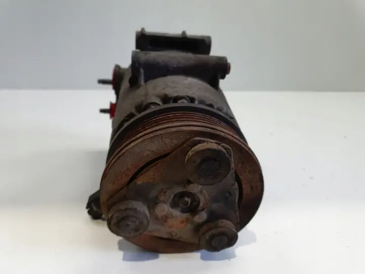 Ford Focus III MK3 1.6 TDCI SPRĘŻARKA KLIMATYZACJI