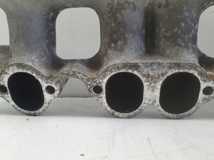 Volvo S80 V70 II 2.5 TDI KOLEKTOR SSĄCY 074129713R