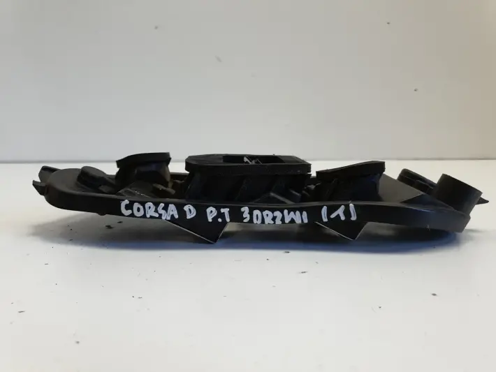 Opel Corsa D 3D WKŁAD TYLNEJ LAMPY ŻARÓWKI TYLNEJ PRAWY TYŁ 89037852A