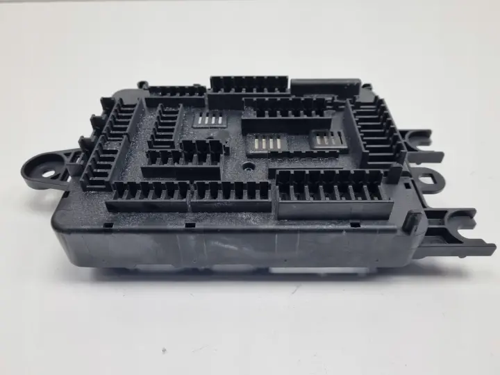 BMW F20 F30 F31 X5 F15 X6 F16 F85 ROZDZIELACZ PRĄDU 9259466 nowy oryginał