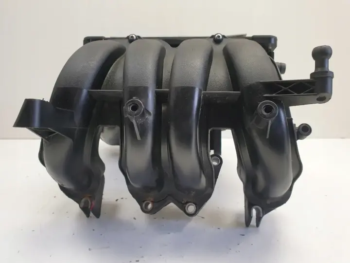 Audi A3 II 8P 1.6 8V KOLEKTOR SSĄCY 06A133203FA