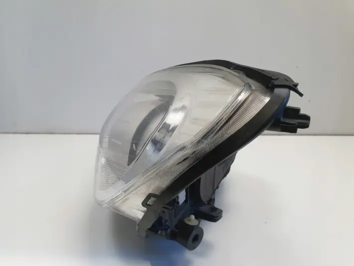 Volvo V60 S60 II PRZEDNIA LAMPA LEWA lewy przód XENON 31299990