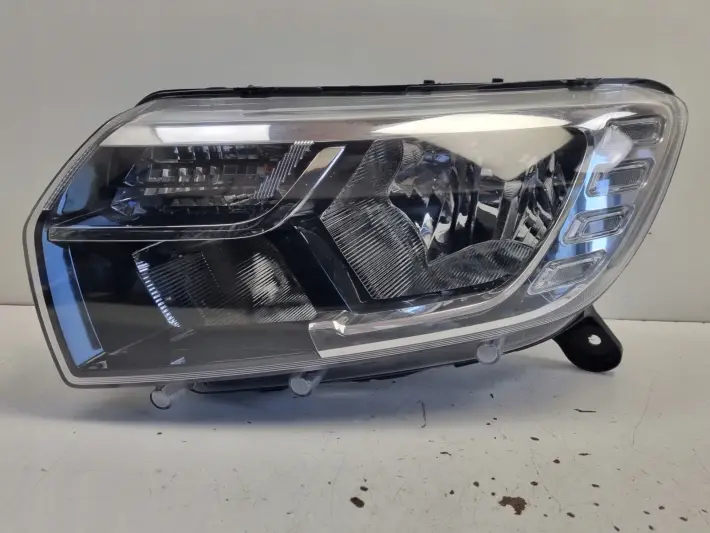 Dacia Sandero Logan II LIFT LED PRZEDNIA LAMPA LEWA lewy przód 260604218R