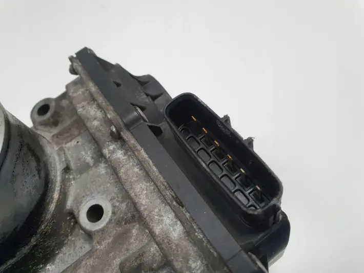 Mazda 5 6 2.0 CITD PRZEPUSTNICA RF7J136B0
