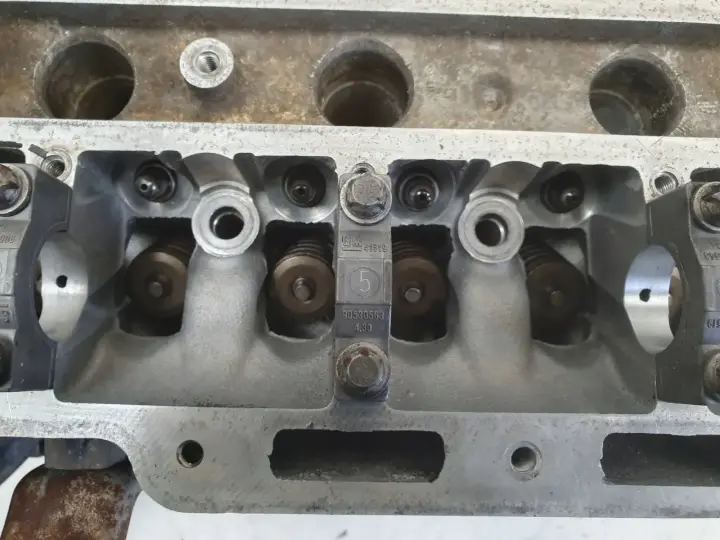 Opel Astra III H 1.4 16V GŁOWICA CYLINDRÓW 55355430