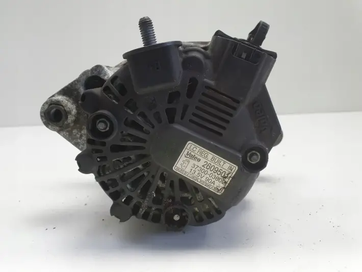 Hyundai i20 1.2 12V ALTERNATOR valeo 37300-03600 90A
