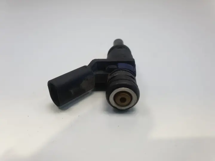 Mercedes W169 1.5 1.7 8V WTRYSKIWACZ wtrysk A0000788749