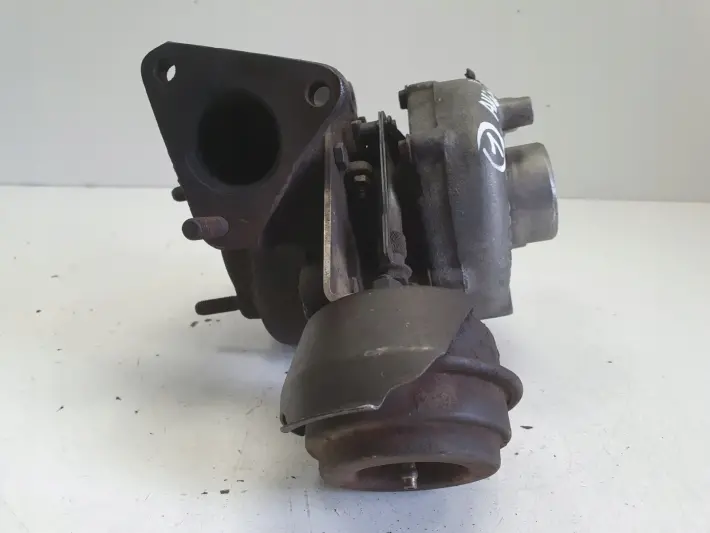 Audi A4 B5 1.9 TDI TURBOSPRĘŻARKA turbo 028145702H