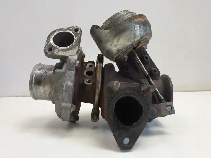 Opel Insignia 2.0 CDTI TURBOSPRĘŻARKA 55581460