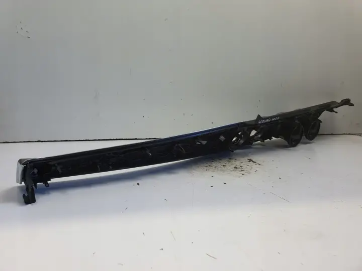 Mercedes W213 W238 DEKOR DESKI Listwa kratka nawiewu A2136809100