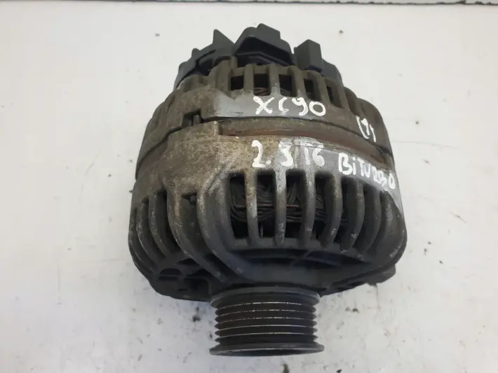 Volvo XC90 2.9 T6 ALTERNATOR 160A 8637849 bosch oryginał