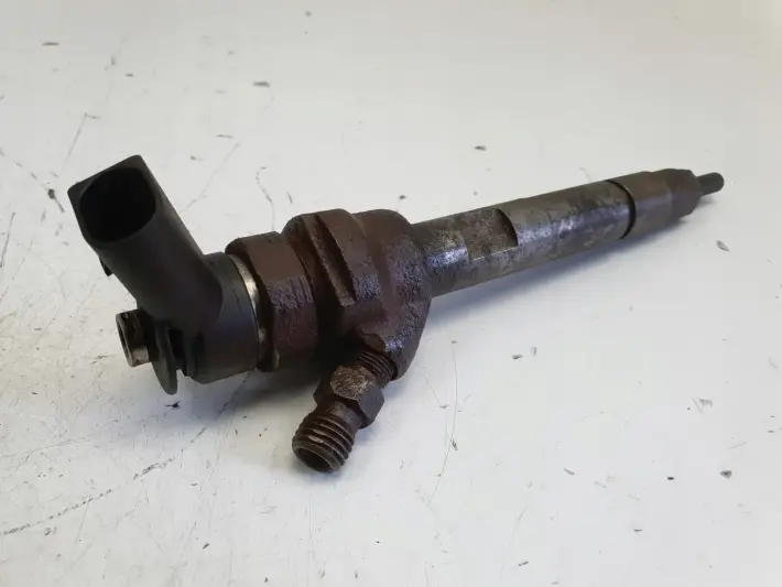 BMW E87 E90 E91 2.0 D WTRYSKIWACZ wtrysk 0445110289