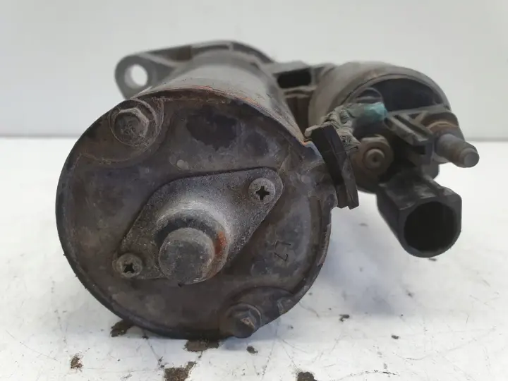 VW Golf V 1.9 TDI 03-09r ROZRUSZNIK bosch BXE BKC 105KM 0001123038