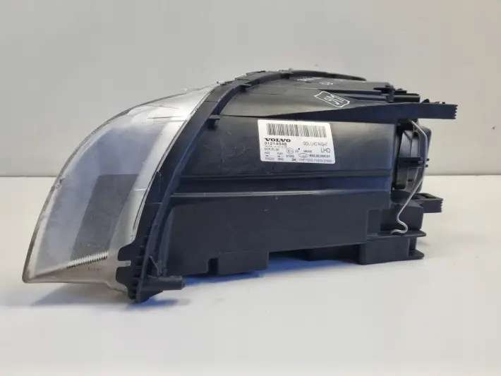 Volvo S80 II V70 III 06-16r PRZEDNIA LAMPA PRAWA PRAWY PRZÓD xenon 31214348