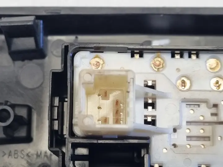 Toyota Auris II LEWY PRZEŁĄCZNIK TYLNEJ SZYBY Panel 4271-02630