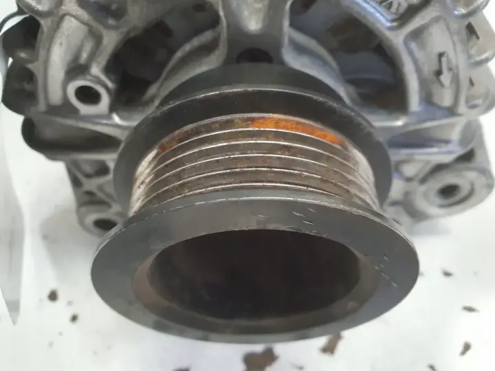 Volvo V40 II 2.0 D D2 ALTERNATOR 150A 31419101