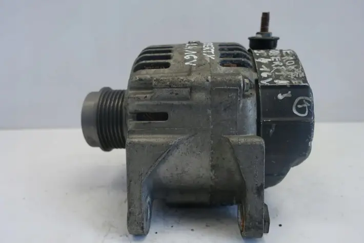 Jeep Liberty 2.4 16V ALTERNATOR oryginał