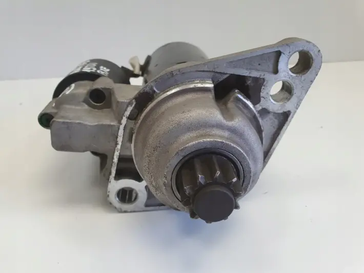 Audi A3 II 8P 1.9 TDI ROZRUSZNIK bosch Lucas