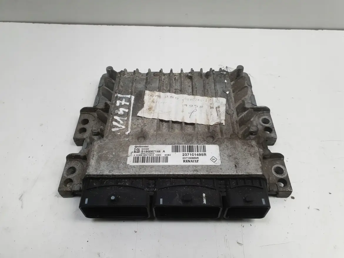 Renault Megane III 1.5 DCI STEROWNIK SILNIKA Komp 237101495R S180067144A