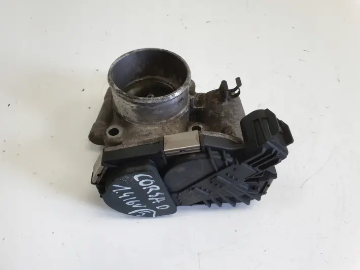 Opel Corsa D 1.4 16V PRZEPUSTNICA 55562270