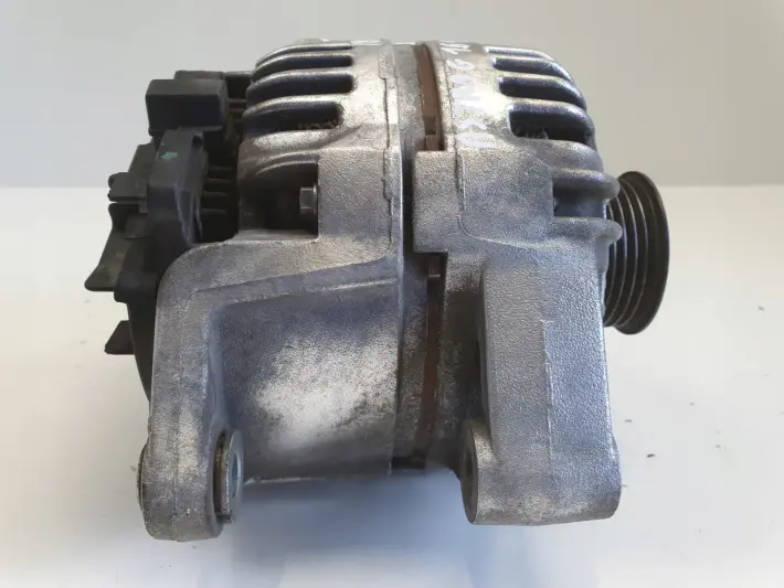 Opel Astra II G 1.6 16V ALTERNATOR 0124425009 bosch