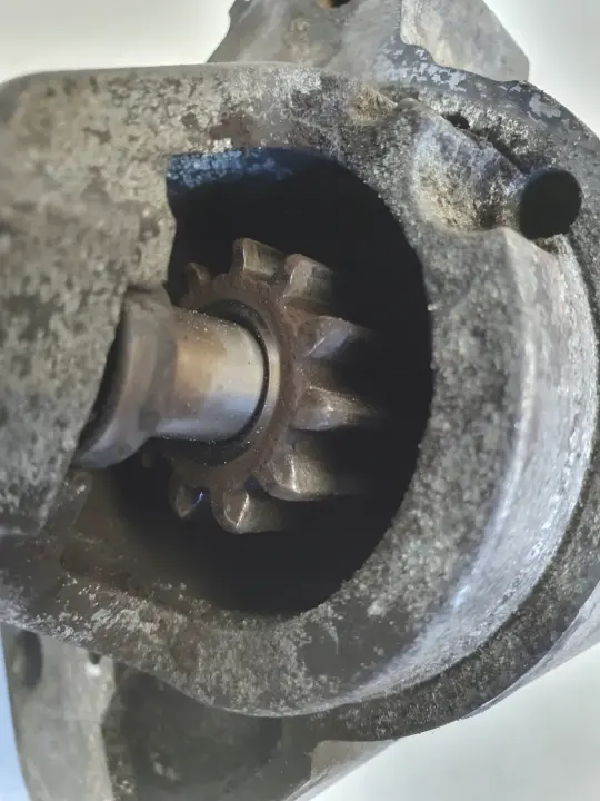 Peugeot 207 1.4 16V VTi ROZRUSZNIK V755001780-04 M000T32271ZE