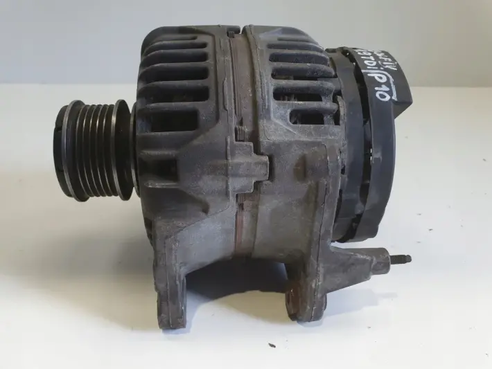 Audi A3 8L Golf IV 1.9 TDI ALTERNATOR 0123515021 038903023L 90A