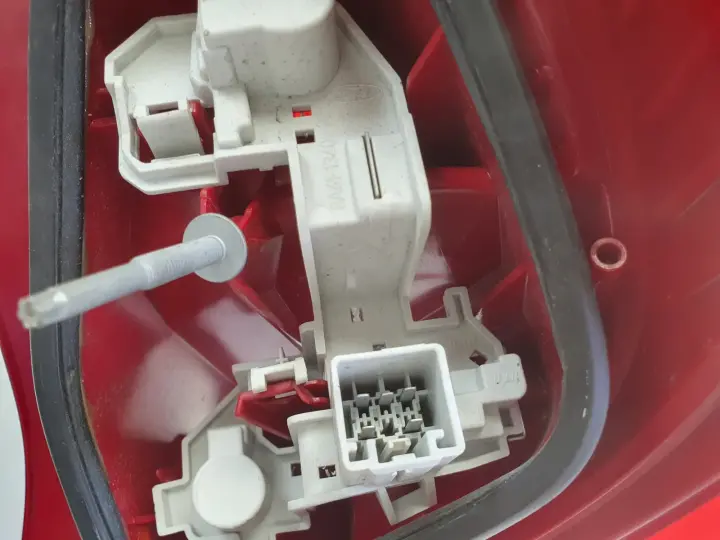 Ford Fiesta 7 MK7 08-12r TYLNA LAMPA LEWA lewy tył kierowcy