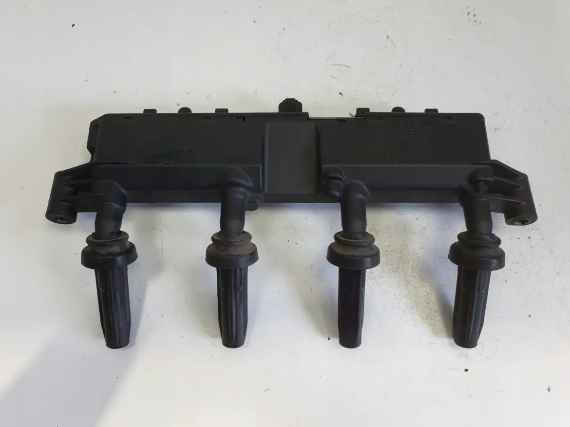 Peugeot Citroen 1.1 1.4 8V CEWKA ZAPŁONOWA