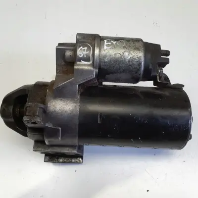 BMW E90 2.0 D N47 ROZRUSZNIK 0001139016 bosch