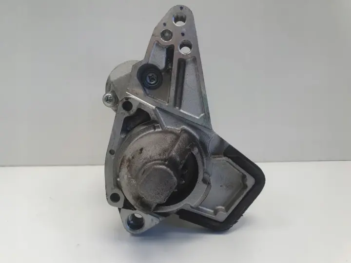 Dacia Sandero 0.9 TCe ROZRUSZNIK 233000557R