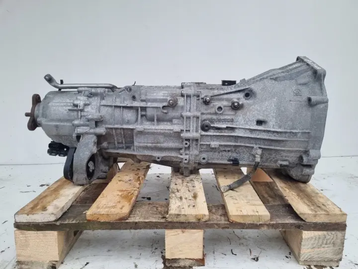 BMW X3 F25 2.0 D REDUKTOR MANUALNEJ SKRZYNI BIEGÓW 7649782