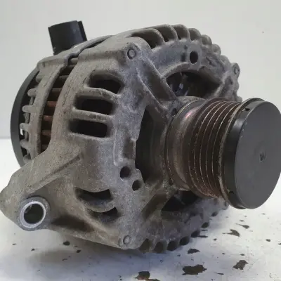 Volvo S80 II 2.5 T ALTERNATOR 0121615005