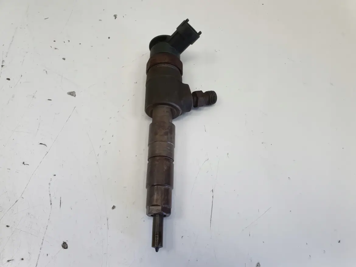 Peugeot Partner II 1.6 HDI WTRYSKIWACZ wtrysk 0445110340