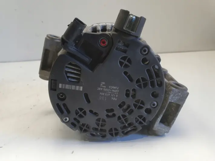 Volvo V70 III S80 II 2.0 16V ALTERNATOR 0121615006