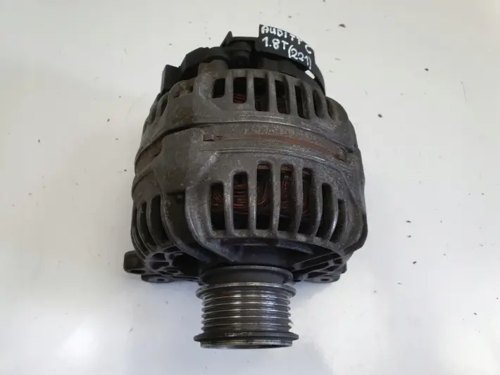 Audi TT 1.8 T ALTERNATOR bosch 028903028E 120A