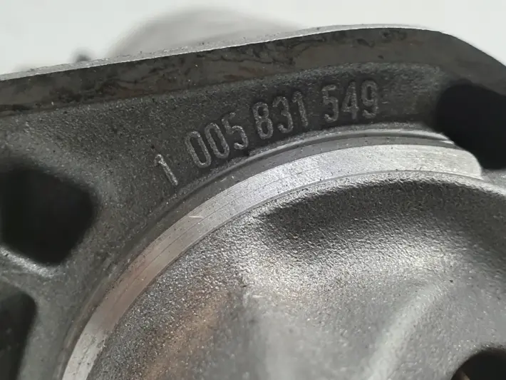 Chrysler 300C 3.0 CRD ROZRUSZNIK bosch 0001115054