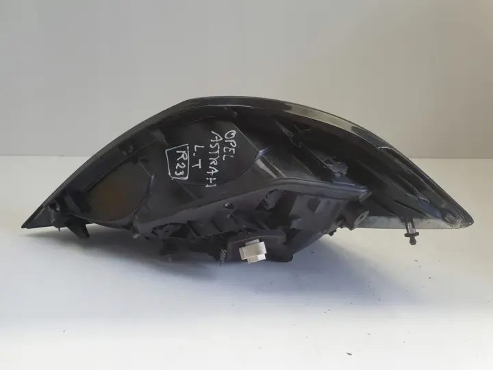 Opel Astra II H 5D 08-12r TYLNIA LAMPA LEWA LEWY TYŁ kierowcy 24-451-835