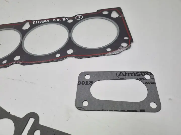 Ford Sierra 2.0 OHV 8V USZCZELKA POD GŁOWICĘ GŁOWICY KOLEKTORA uszczelki