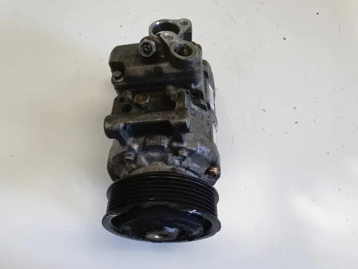 Audi A4 B8 2.0 TDI SPRĘŻARKA KLIMATYZACJI pompa 8K0260805E
