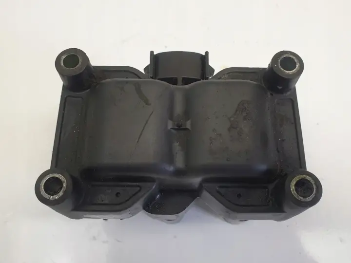 Mazda Tribute 2.0 16V CEWKA ZAPŁONOWA 0221503490