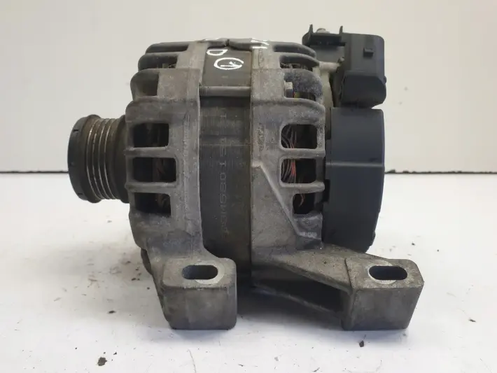 Volvo V70 III 2.0 D ALTERNATOR bosch