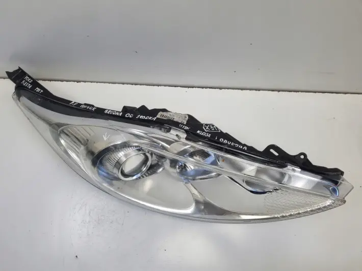 Ford Fiesta MK7 08-17r PRZEDNIA LAMPA PRAWA PRAWY PRZÓD