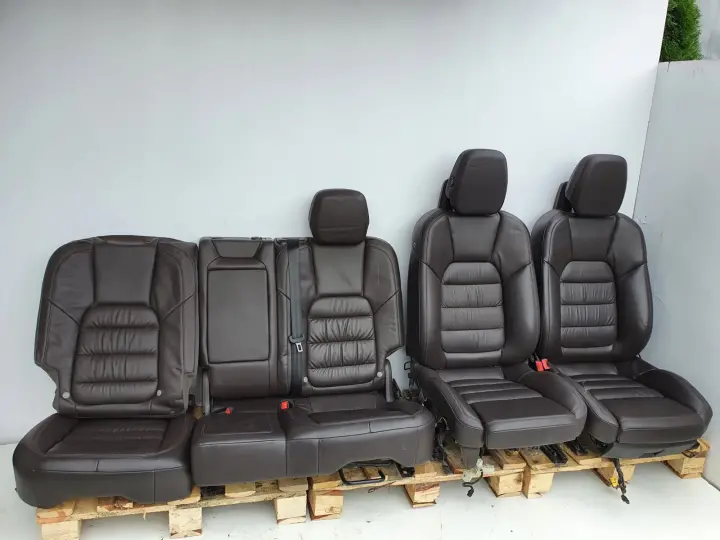 Porsche Cayenne FOTELE KOMPLET FOTELI europa DVD