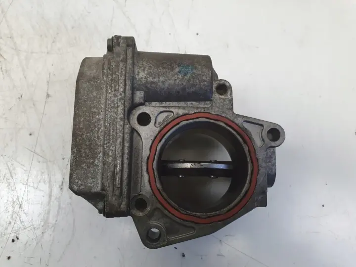 VW Golf V 1.9 TDI PRZEPUSTNICA 03G128063J