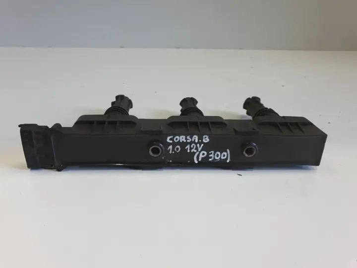 Opel Corsa B 1.0 12V CEWKA ZAPŁONOWA 0221503014